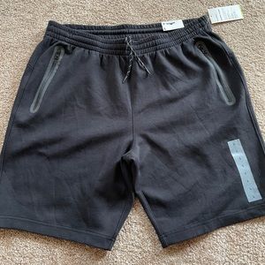 NEW men’s black size Large fleece shorts